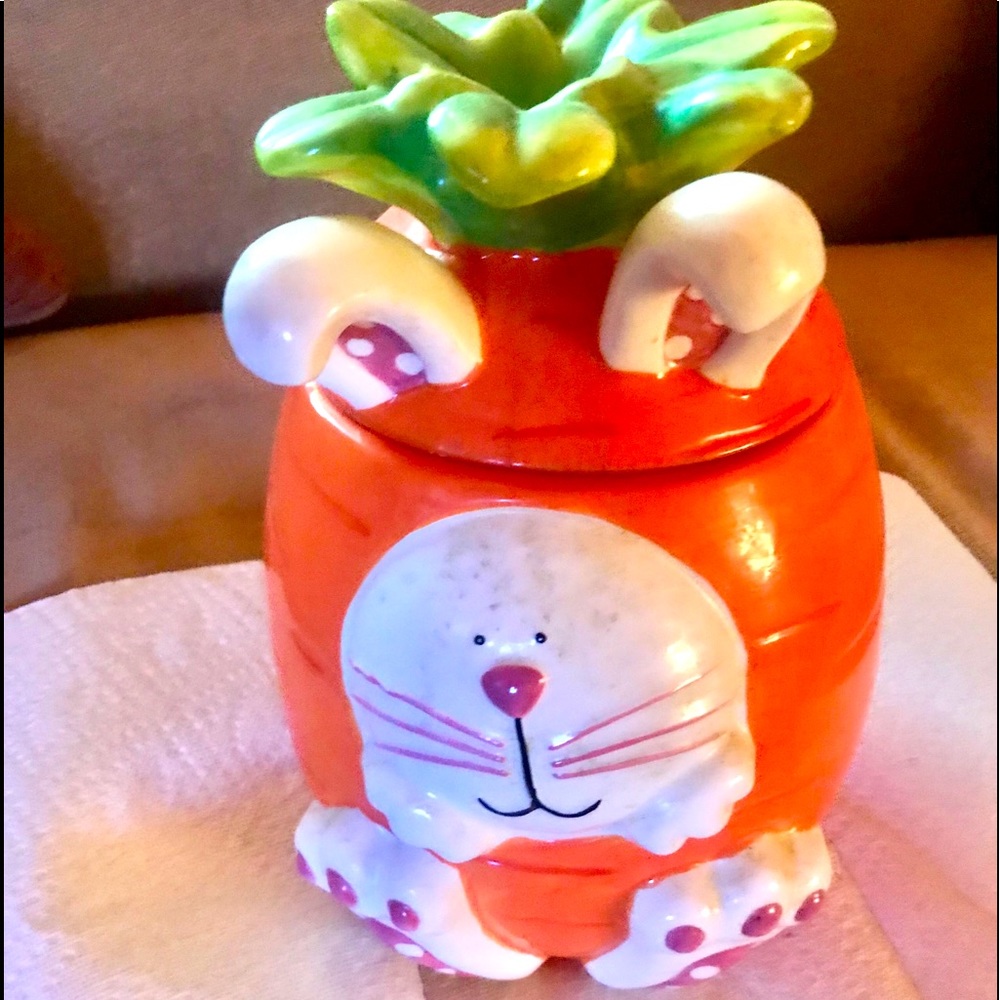 Cookie jar